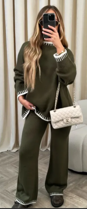 Elegant Autumn-Winter Women's Suit